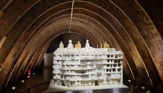 Attico, Casa Milà