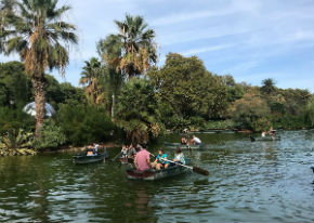 In barca sul laghetto della Ciutadella