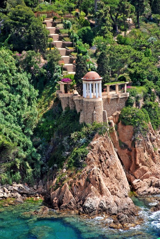 Tempio Linneo a Marimurtra, Blanes