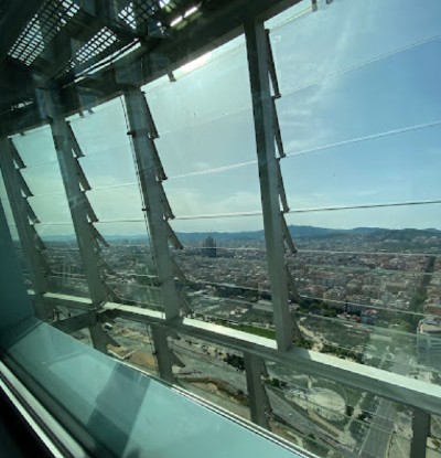 Vetrate a lamelle, Mirador Torre Glories