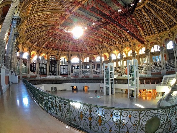 Sala principale del MNAC di Barcellona