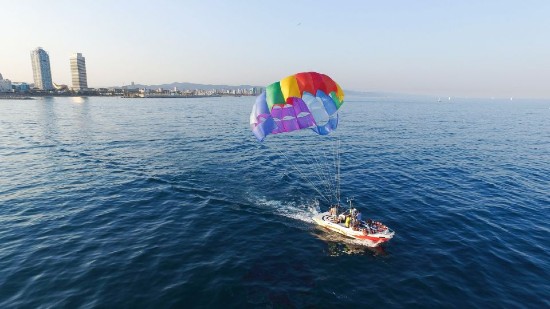 Attività di parapendio a Barcellona