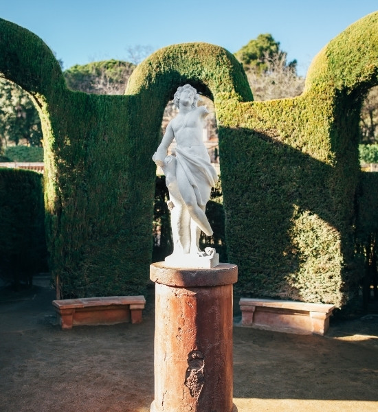 statua di Eros, Labirinto di Horta